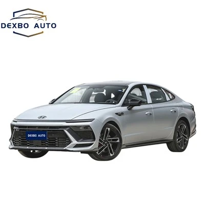 Hyundai Sonata Sedan Saiz Pertengahan